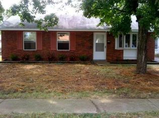 5706 Robinwood Rd, Louisville, KY 40218