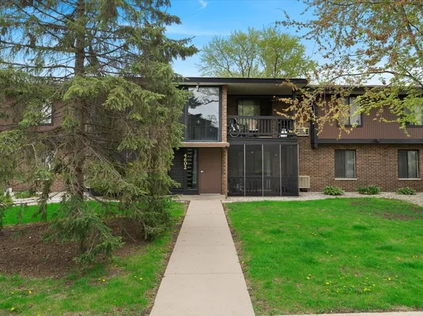 4602 W Northfox Ln, McHenry, IL 60050