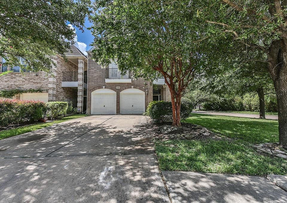 1st image of 5465 Fairdale Ln
