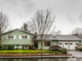 979 Mistletoe Loop, Salem, OR 97303