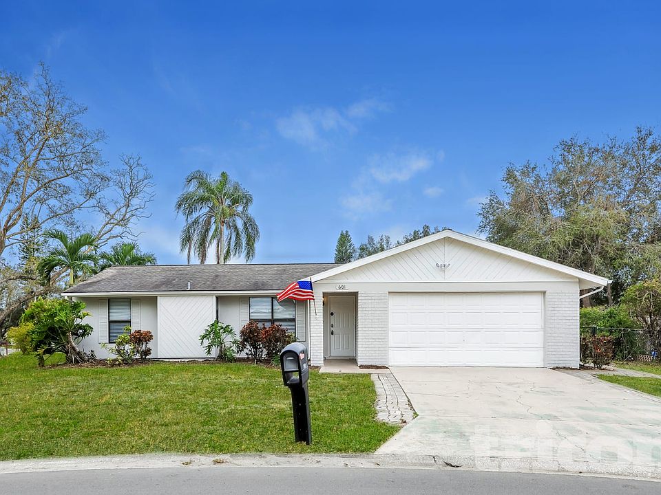 1st image of 6101 37th Ave W