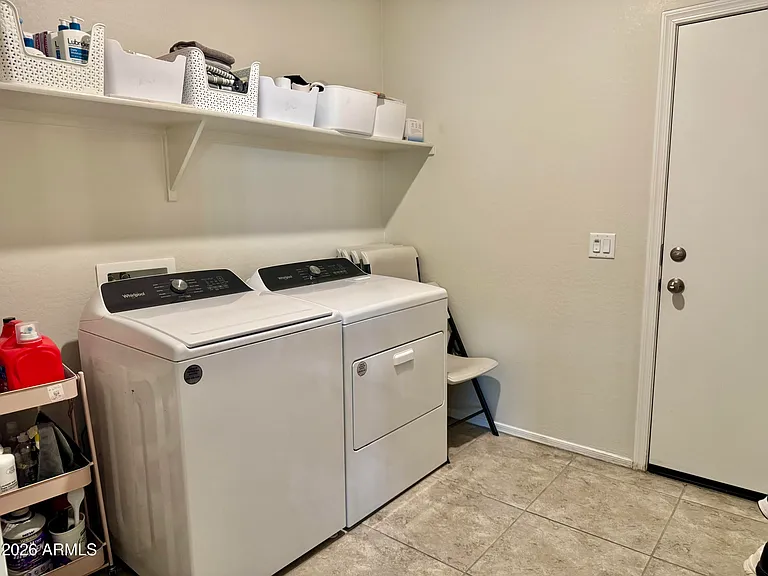 1090 W Beacon Dr — Photo 18