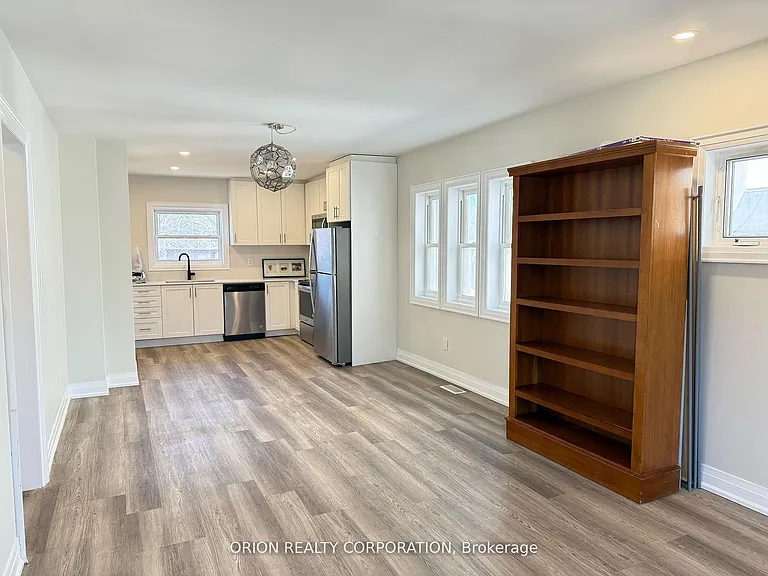 1016 Haig Blvd — Photo 7