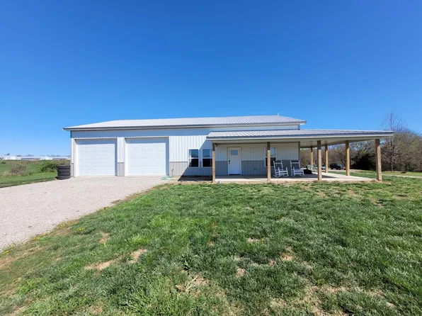 21806 Lawrence 2222, Aurora, MO 65605