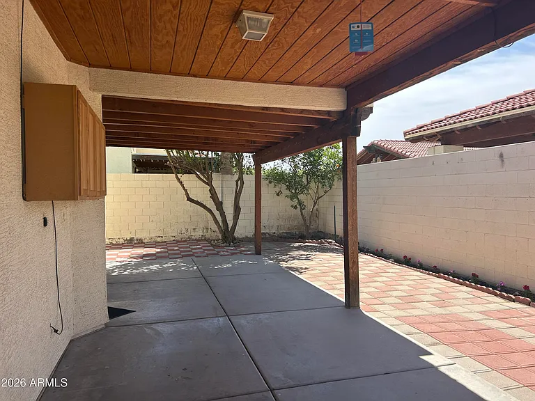 105 N Warren St — Photo 13