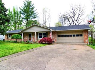 1835 Recardo Dr, Cape Girardeau, MO 63701
