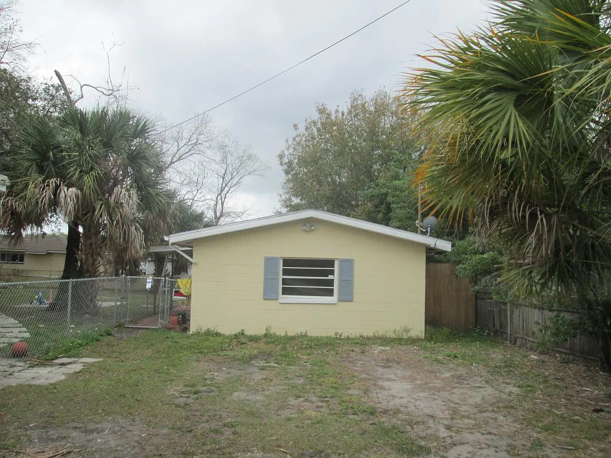1 bed, 1574 sqft, $1,095 — Photo 2
