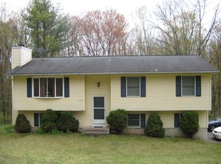 1536 Mohawk Ave, Effort, PA 18330