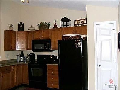 5th image of 4084 Cheltonham Ct