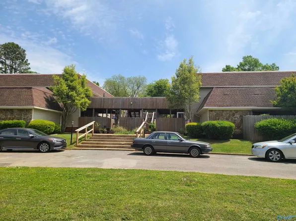 1614 Somerville Rd SE, Decatur, AL 35601