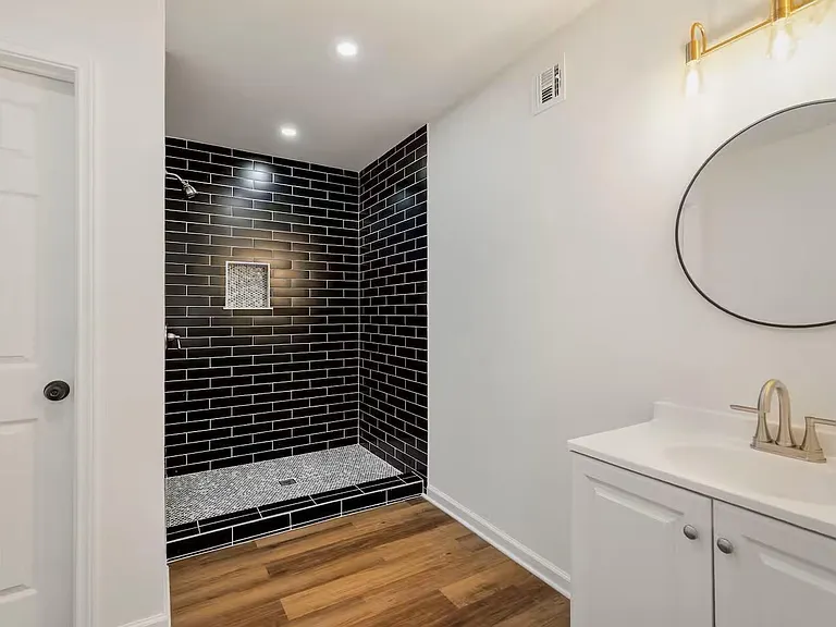 3516 Southmore Blvd — Photo 12