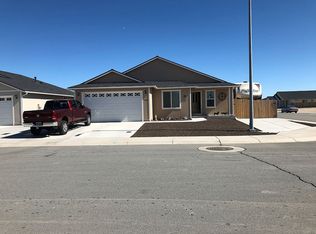 1863 Endeavor Ln, Fernley, NV 89408