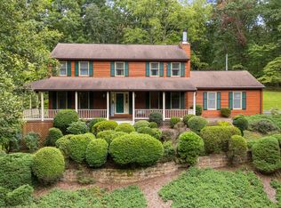 5601 Raider Dr, Warrenton, VA 20187