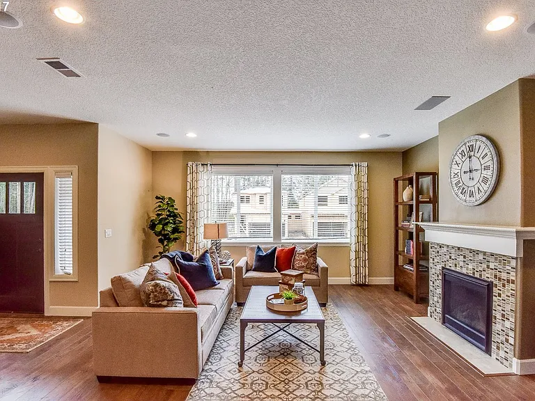 DR HORTON Pics from Model Home for Reference (2017)