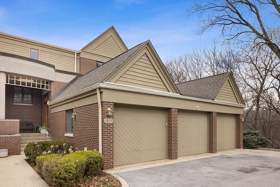 3 CAR ATTACHED GARAGE