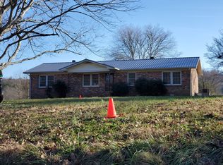 555 Cortner Rd, Normandy, TN 37360