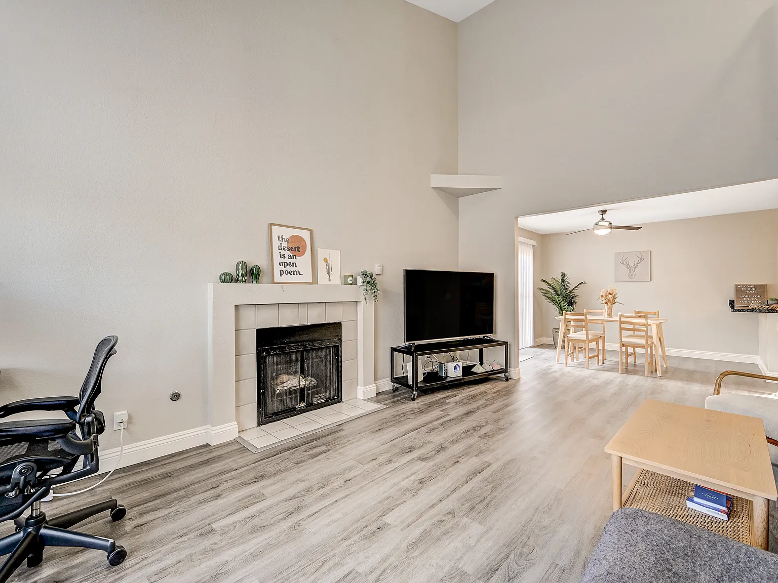 2 bed, 2.5 bath, 1247 sqft, $3,200 — Photo 3