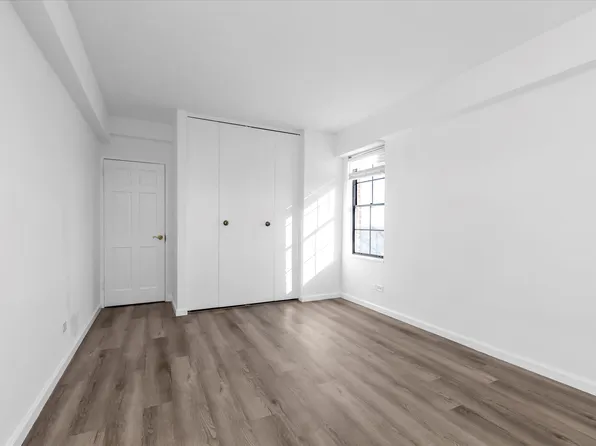 107-40 Queens Boulevard image 14 of 20