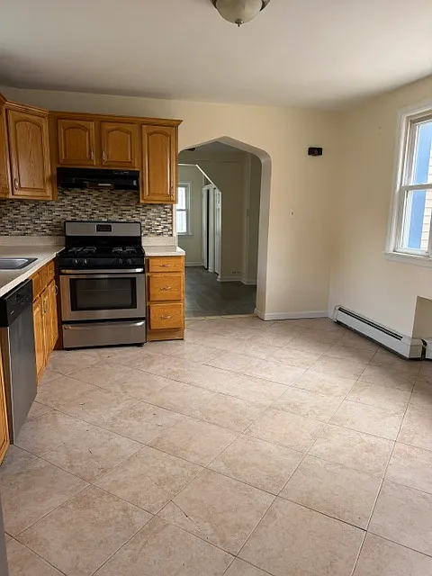 1 bed, $1,900 — Photo 3