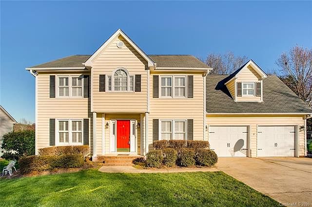 1st image of 740 Deerfield Dr