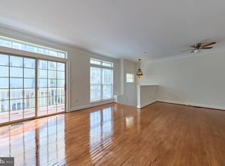 46358 Pryor Sq, Sterling, VA 20165
