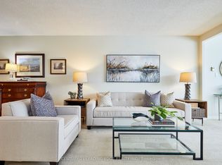 10 Guildwood Pkwy #226, Toronto, ON M1E 5B5