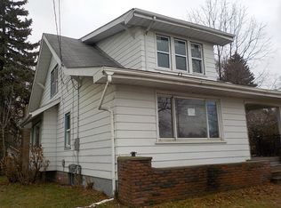 737 Cadillac St, Flint, MI 48504