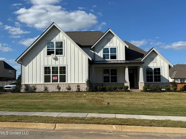 9548 McElroy Farms Dr, Olive Branch, MS 38654