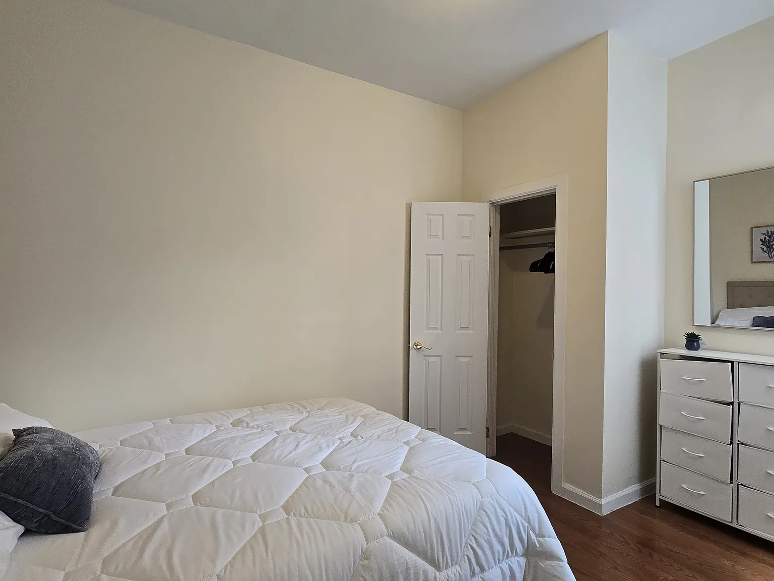 517 West 111th Street — Photo 3