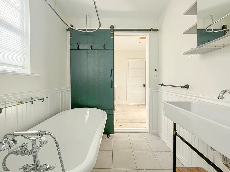 22 Crescent Ave — Photo 46