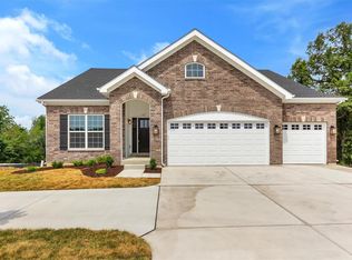 107 Lamar Pkwy, Pacific, MO 63069