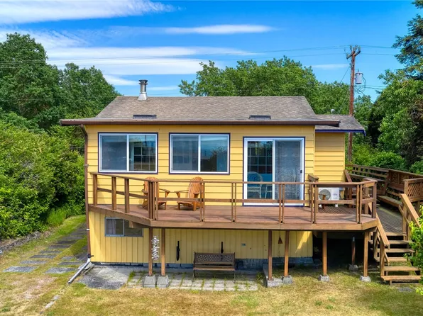 669 Marine Drive, Point Roberts, WA 98281