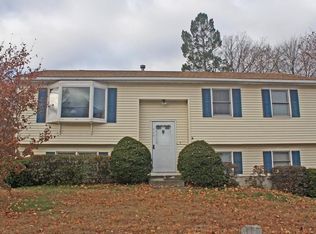 820 Parker St, Springfield, MA 01129
