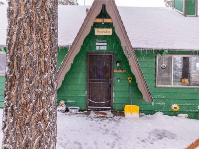 390 Imperial Ave, Sugarloaf, CA, 92386
