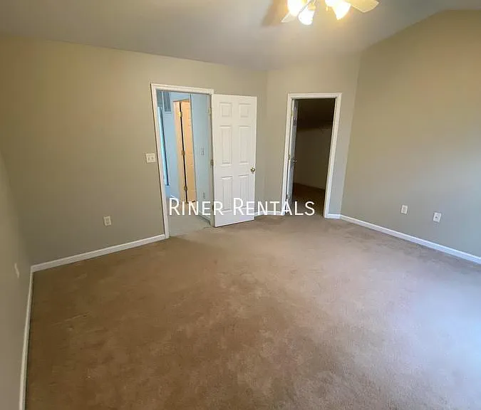 1411 Natural Spring Ln — Photo 24