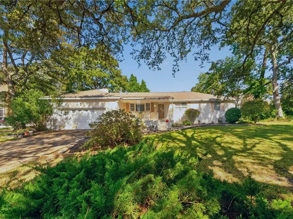 2712 Broad Bay Rd, Virginia Beach, VA 23451