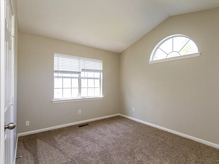 10115 Northwoods Forest Dr — Photo 11