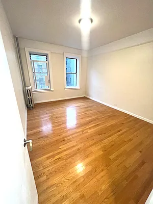 Rented by A&E Real Estate Management | media 6