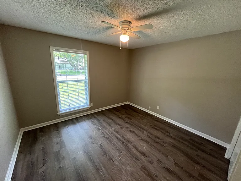 10 Merrie Cir — Photo 23