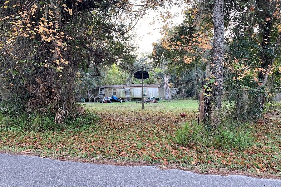 2nd image of 2955 Hilltop Rd