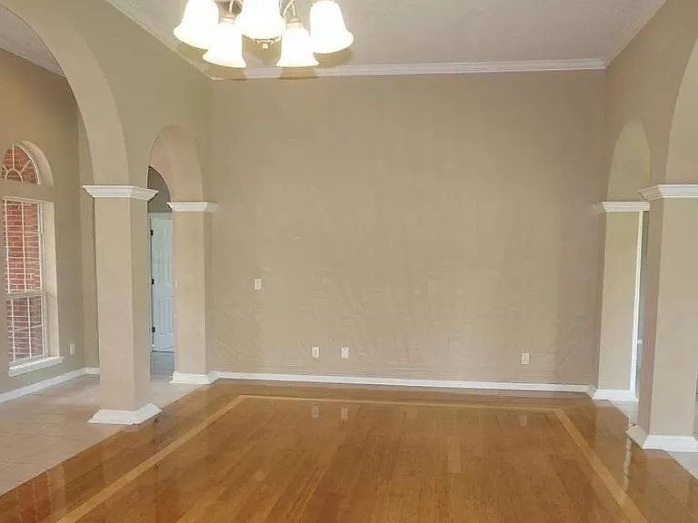 3168 Double Oaks Dr — Photo 3