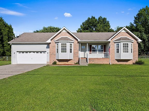 2nd image of 125 Sycamore Dr