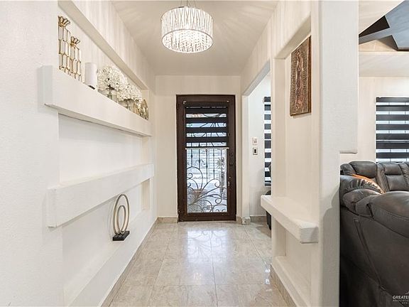 4th image of 6402 S Blanca Ln