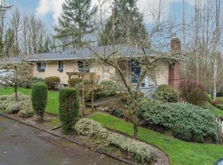 8686 NW Wood Ave, Portland, OR 97231