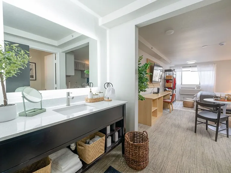 Thea Apartments — Photo 13