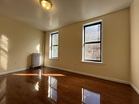 2nd image of 647 W 172nd St APT 35