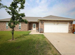 109 Cedar Dr, Davis, OK 73030