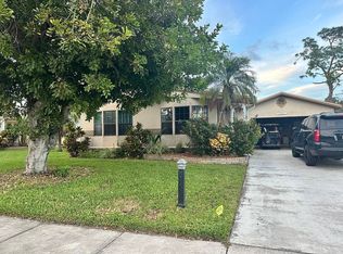 5218 Las Palmas Norte, North Fort Myers, FL 33903