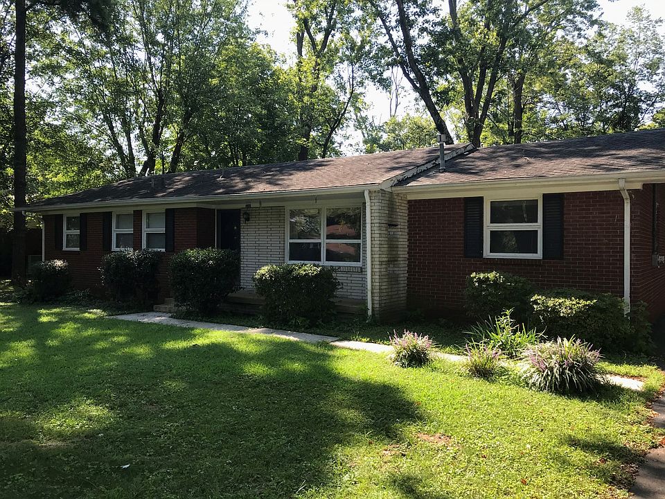 1st image of 811 Elliott Dr