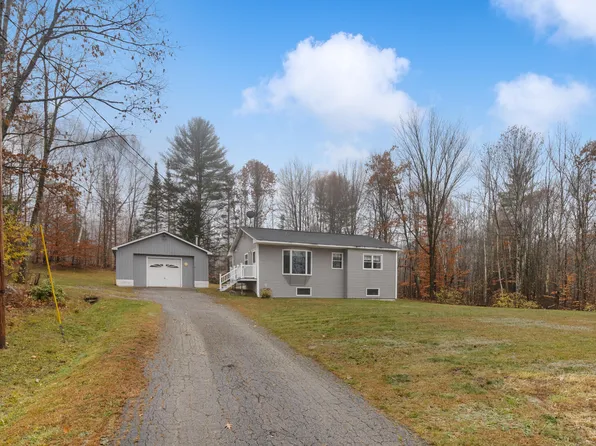 55 Dixon Road, Wales, ME 04280